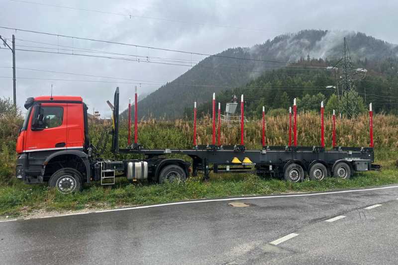 OmecoHub - Immagine MERCEDES AROCS